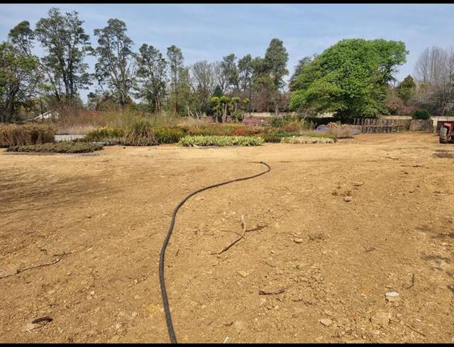 LAND FOR SALE IN HILTON CENTRAL